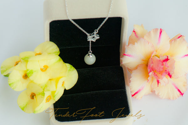 RIZA - STAR AND PEARL PENDANT