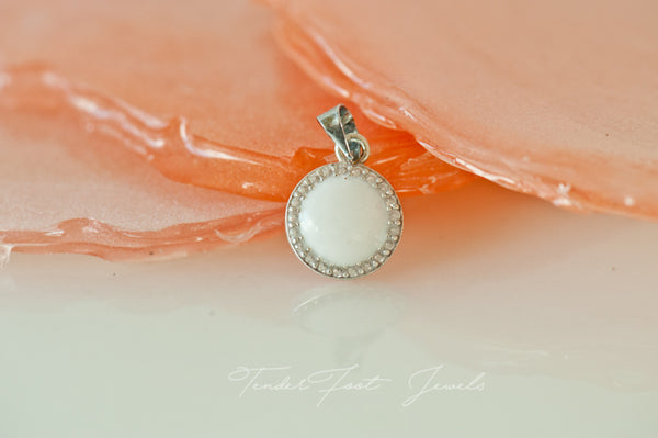 ROSANNA - ROUND PENDANT