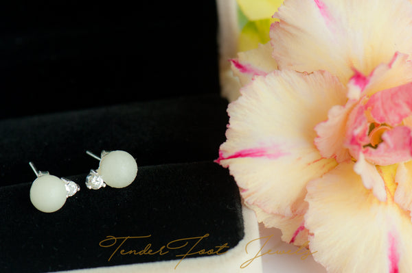 ROSE - STUD PEARL EARRING