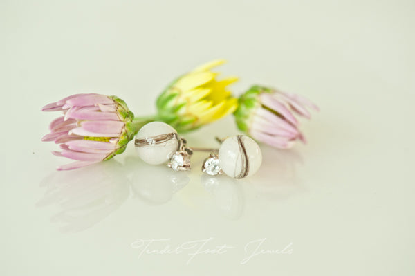 ROSE - STUD PEARL EARRING