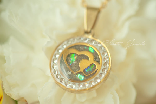 ROSITA - DOUBLE HEARTS CIRCLE PENDANT