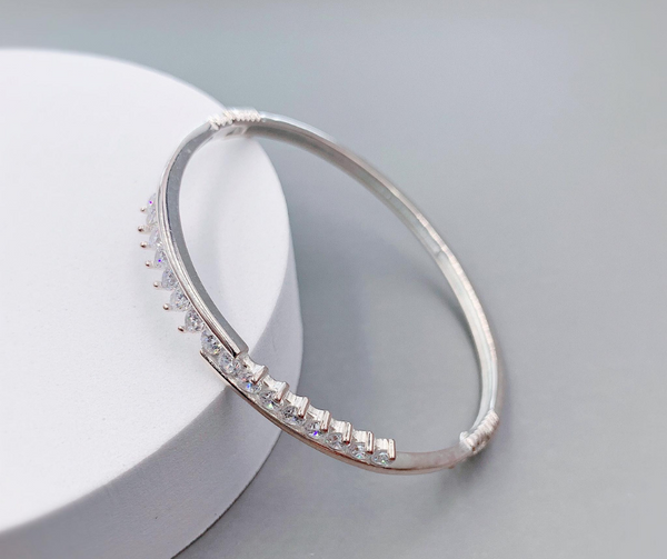 RUSTICA - Stone Bangle