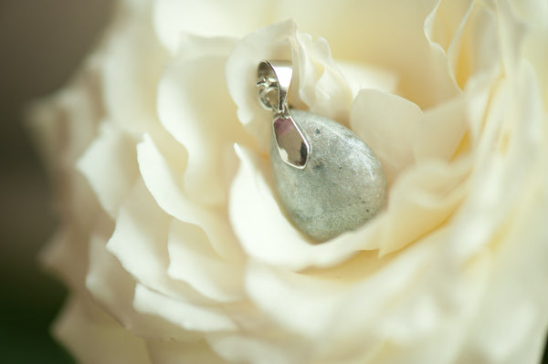 TINA - TEAR DROP PENDANT