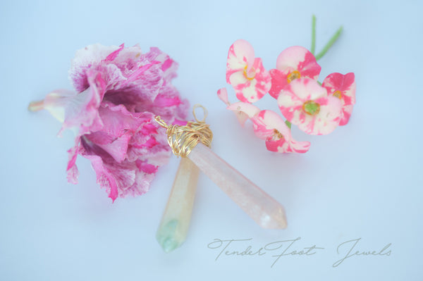 THERESE - CRYSTAL PENDANT