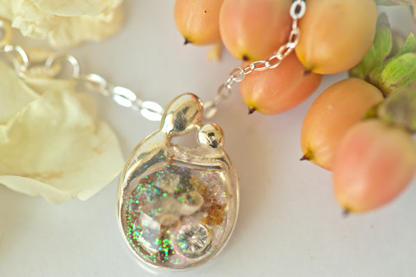 ZAMORAH - MOM AND CHILD PENDANT