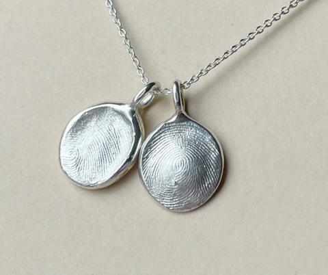 Eben - Fingerprint Round Pendant