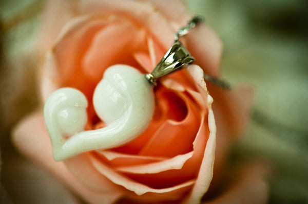 AUBREY - MOTHER & CHILD PENDANT