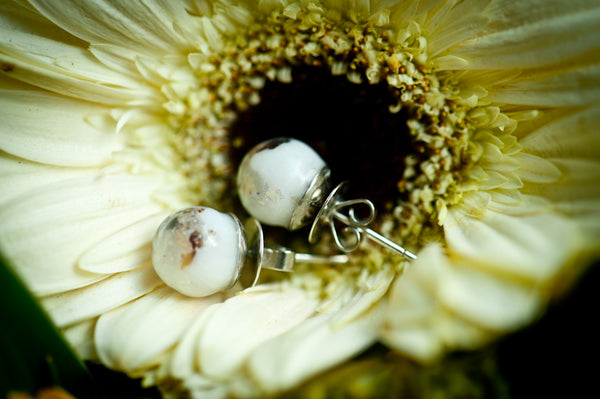LUCY AND LUNA - MOTHER AND CHILD STUD PEARL EARRING